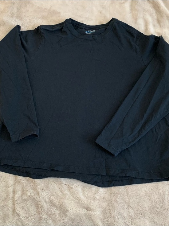 Columbia Tops - Columbia Black Long-Sleeve Tee